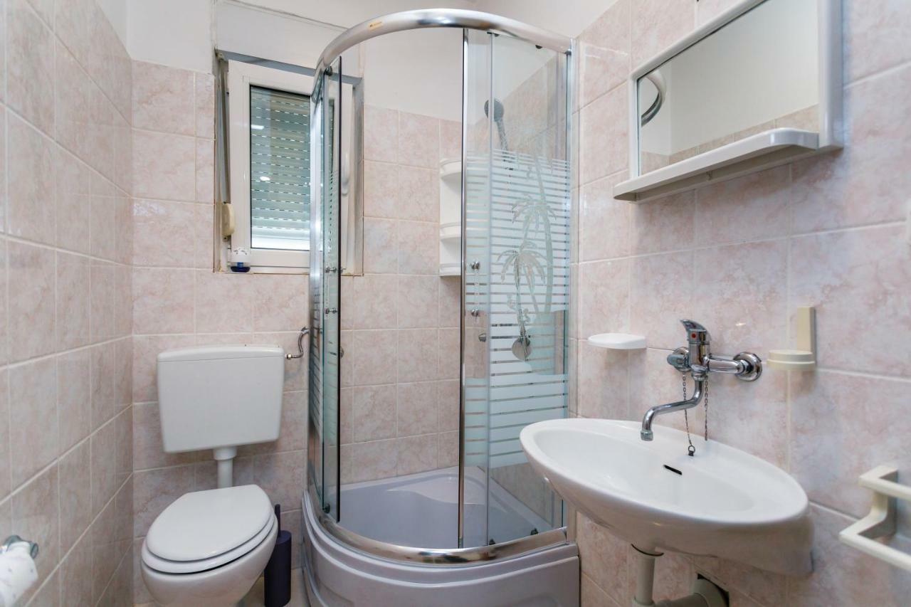 קרק Holiday House Snjezana מראה חיצוני תמונה