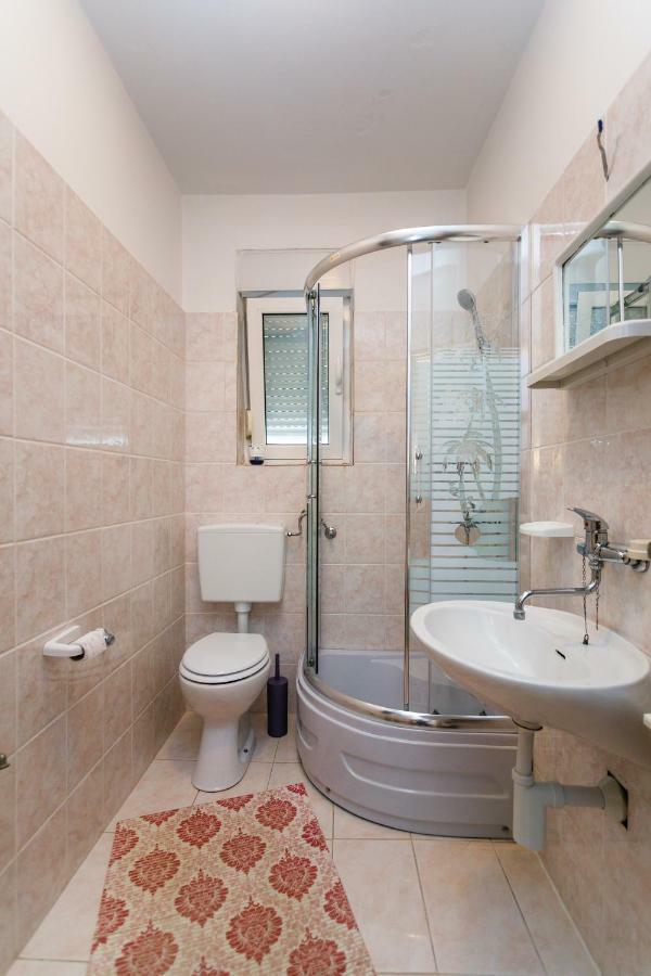 קרק Holiday House Snjezana מראה חיצוני תמונה