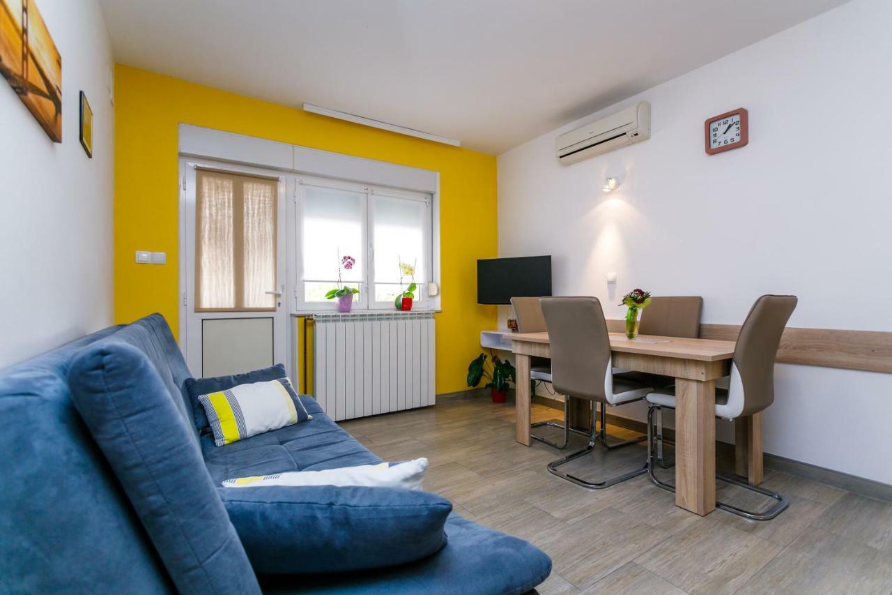 קרק Holiday House Snjezana מראה חיצוני תמונה