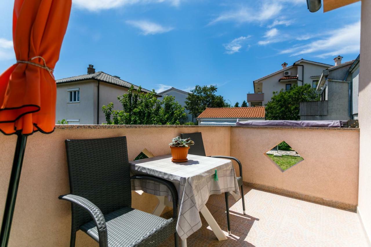 קרק Holiday House Snjezana מראה חיצוני תמונה