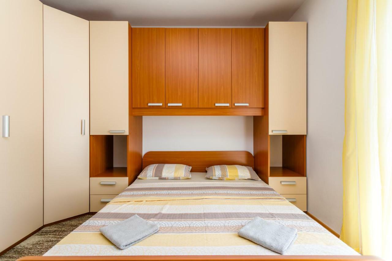 קרק Holiday House Snjezana מראה חיצוני תמונה